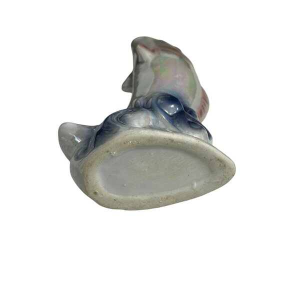 Ceramic Fish Shaped Bud Vase With Pink Rose & Iridescent Finish Design - Picture 5 of 7